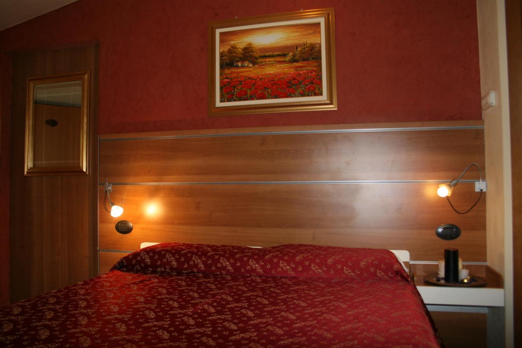 Hotel La Meridiana أنغياري المظهر الخارجي الصورة