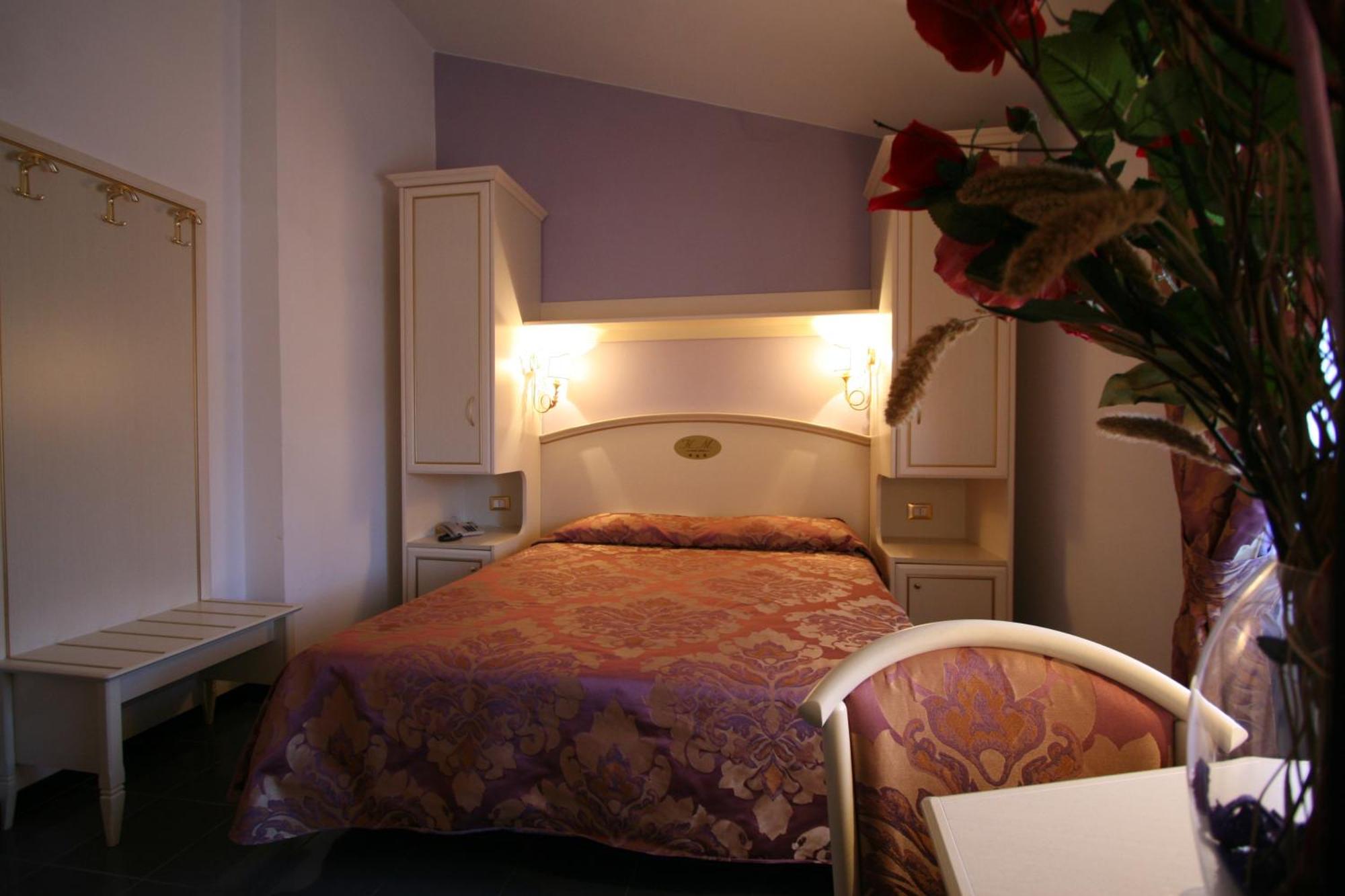 Hotel La Meridiana أنغياري المظهر الخارجي الصورة
