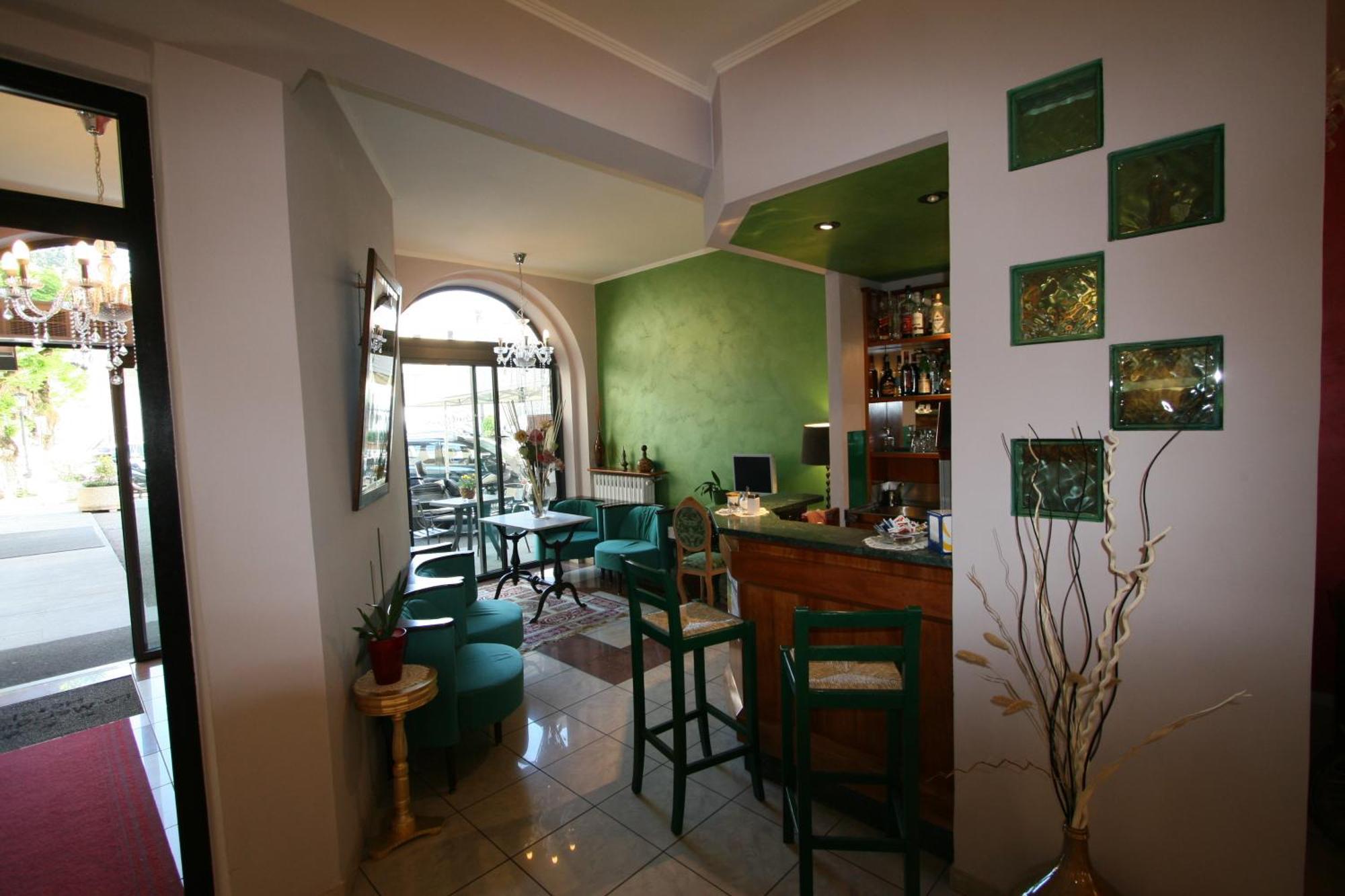 Hotel La Meridiana أنغياري المظهر الخارجي الصورة